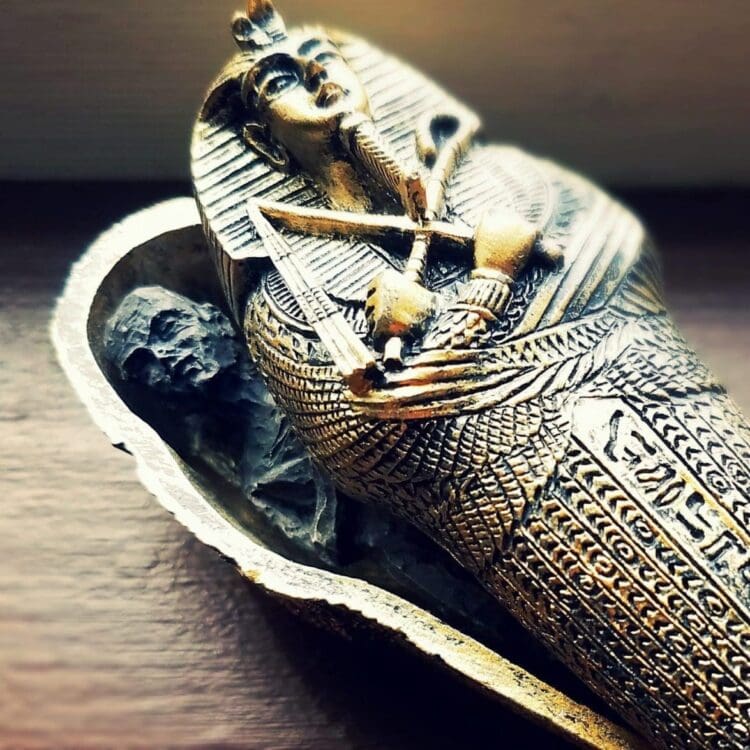 Egyptian coffin with mummy, Creepy Oddities